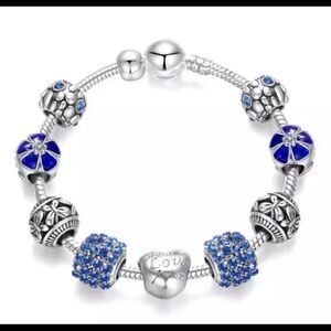 ‎TRENDY BLUE 9 PIECE CHARM BRACELET